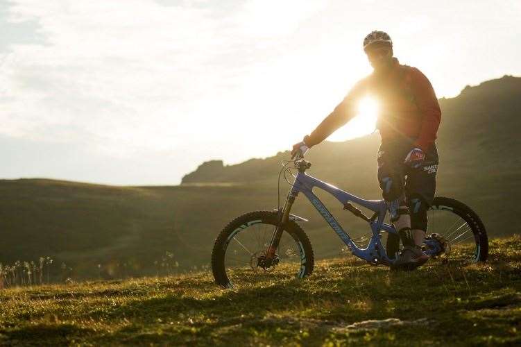 LOFOTEN, NORWAY - 26 August 2015 - during the Santa Cruz Bicycles 5010 shoot on Lofoten with Steve Peat & Cut Media. Photo by Gary Perkin